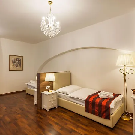 Little King U Malvaze Hotel 4*