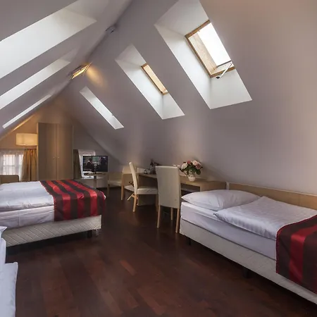Little King U Malvaze Hotell 4*
