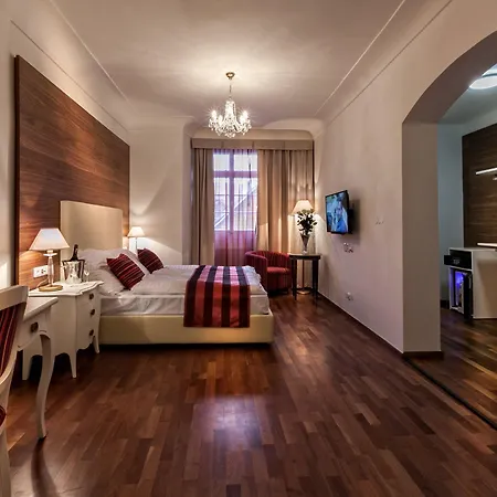 Little King U Malvaze Hotell 4*