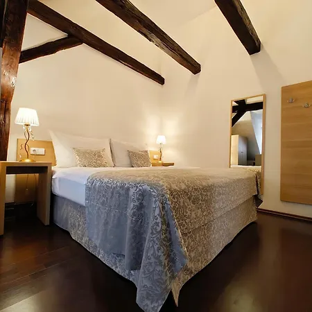 Little King U Malvaze Hotel Prague