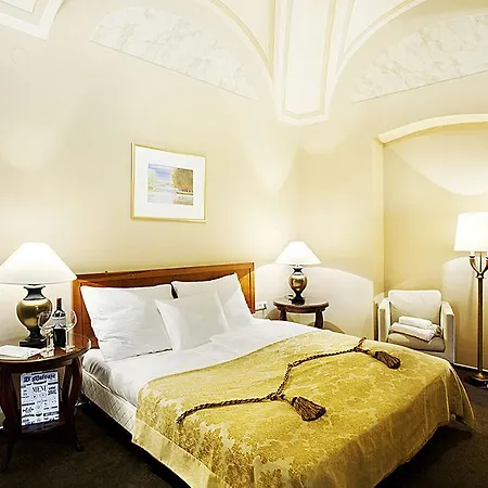Hotel Little King U Malvaze Praga